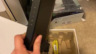 Netgear CM2000  DOCSIS 31 25Gbps  Mutigig cable modem unboxing [upl. by Zaragoza]