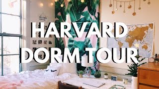 COLLEGE DORM ROOM TOUR 2018  Harvard University [upl. by Moss]