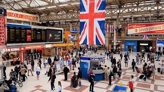 A Walk Through The London Victoria Station London England [upl. by Esilehc]